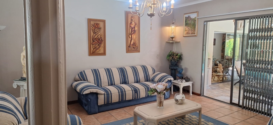 4 Bedroom Property for Sale in Beacon Bay Eastern Cape